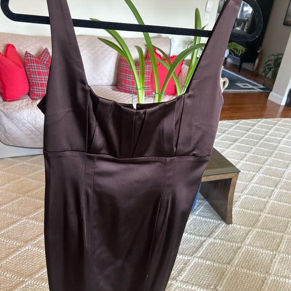 Elegant Calvin Klein Chocolate Brown Sleeveless Sheath Cocktail Dress - Picture 1 of 2